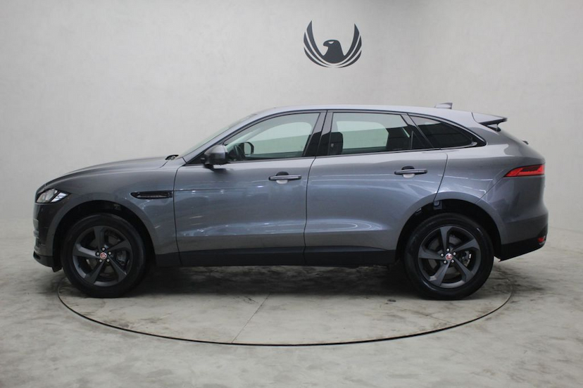 Foto do veículo JAGUAR  F PACE PRESTIGE 2018 34.200 KM 219.000,00