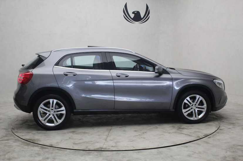 Foto do veículo MERCEDES-BENZ  GLA 200 URBAN 2016 90.630 KM 119.000,00