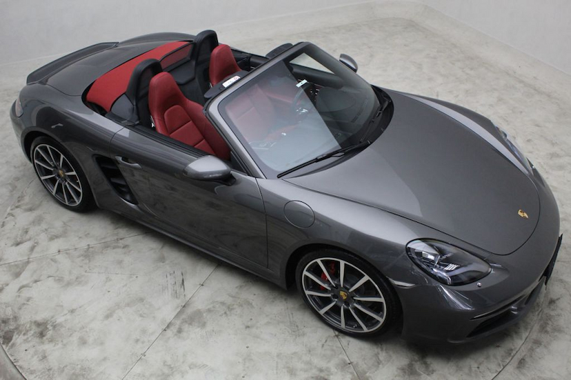 Foto do veículo PORSCHE  718 BOXSTER 2018 7.186 KM 399.000,00