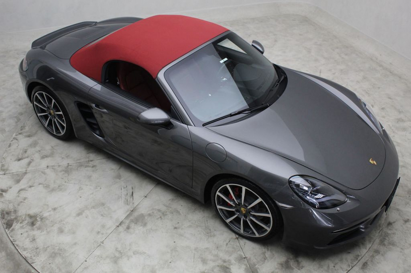 Foto do veículo PORSCHE  718 BOXSTER 2018 7.186 KM 399.000,00