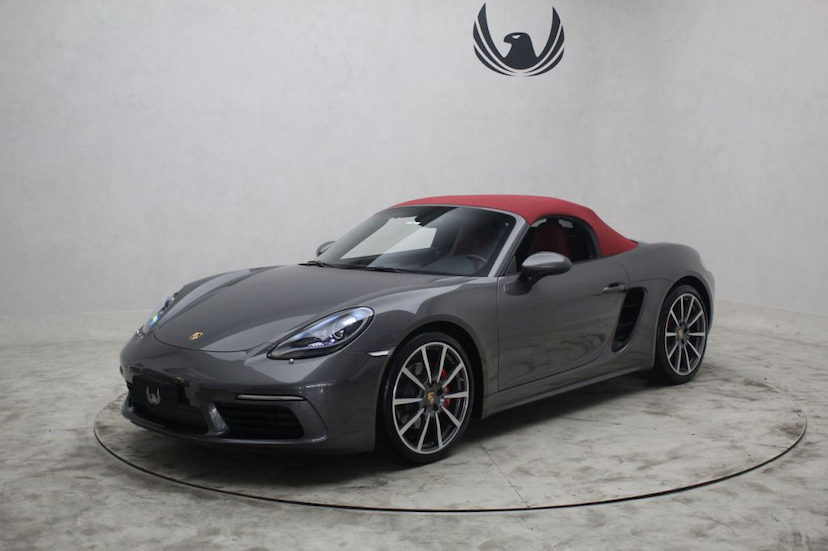 Foto do veículo PORSCHE  718 BOXSTER 2018 7.186 KM 399.000,00