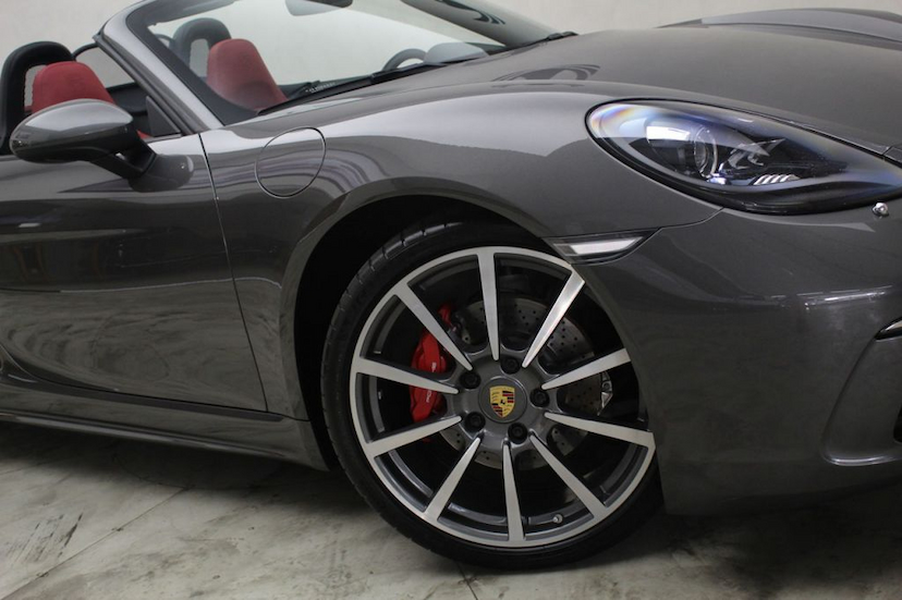 Foto do veículo PORSCHE  718 BOXSTER 2018 7.186 KM 399.000,00