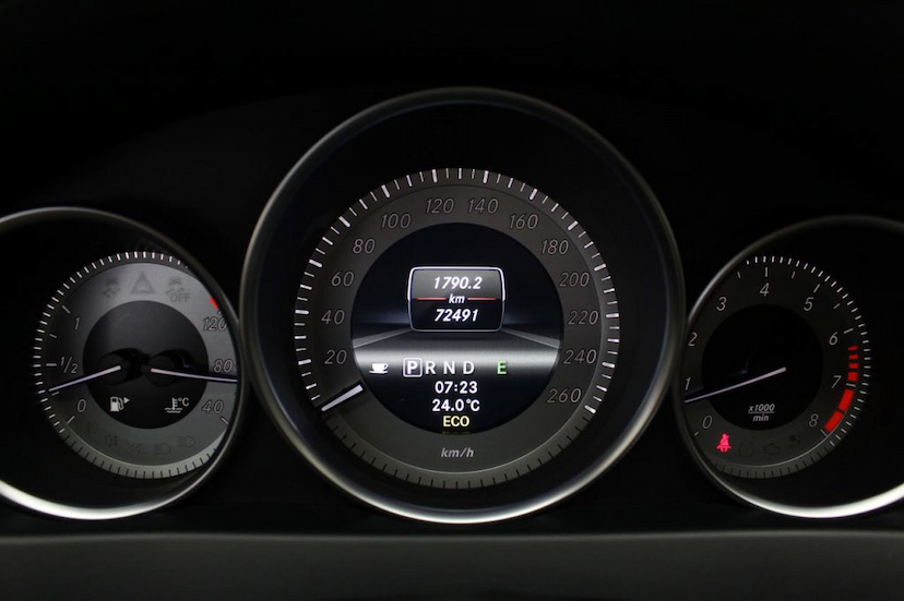 Foto do veículo MERCEDES-BENZ  C180 COUPE 2013 72.481 KM 75.000,00
