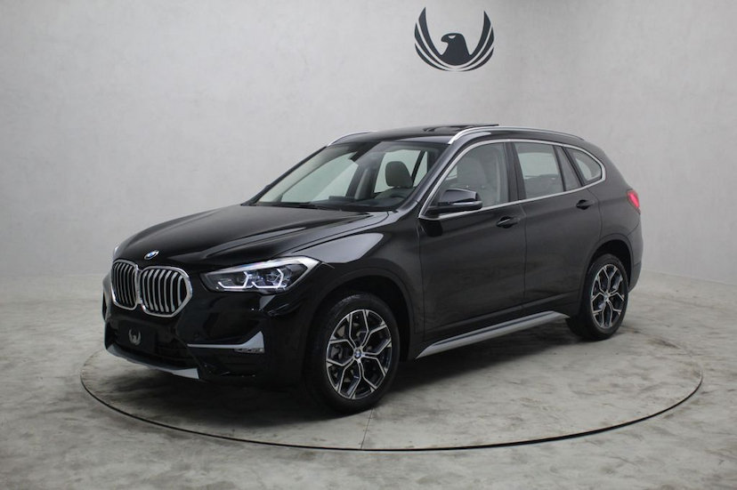 Foto do veículo BMW  X1 20I X-LINE 2020 6.902 KM 209.000,00