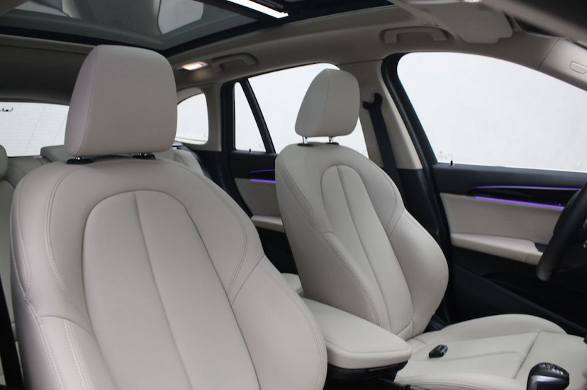 Foto do veículo BMW  X1 20I X-LINE 2020 6.902 KM 209.000,00