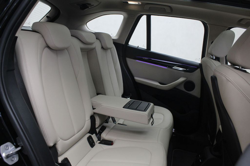 Foto do veículo BMW  X1 20I X-LINE 2020 6.902 KM 209.000,00