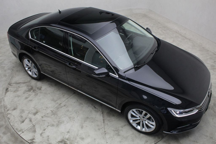 Foto do veículo VOLKSWAGEN  PASSAT HIGHLINE 2018 15.810 KM 136.000,00
