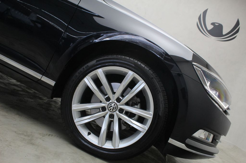 Foto do veículo VOLKSWAGEN  PASSAT HIGHLINE 2018 15.810 KM 136.000,00
