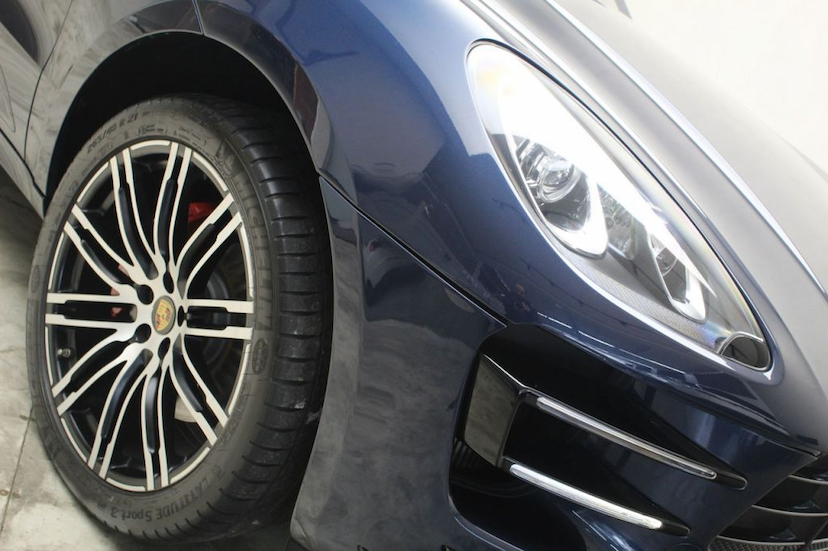 Foto do veículo PORSCHE  MACAN TURBO 2015 45.195 KM 309.000,00