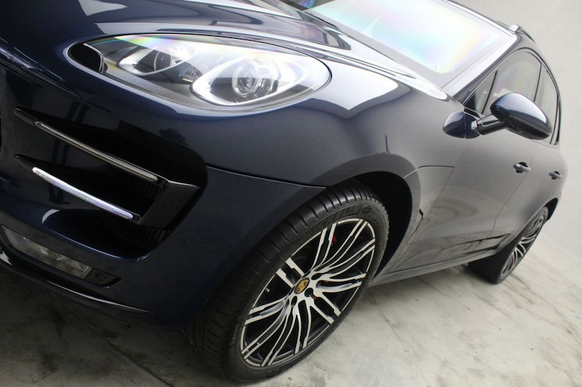 Foto do veículo PORSCHE  MACAN TURBO 2015 45.195 KM 309.000,00