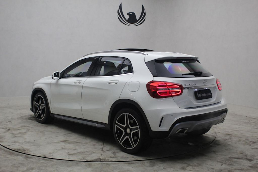 Foto do veículo MERCEDES-BENZ  GLA 250 SPORT 2016 22.815 KM 169.000,00