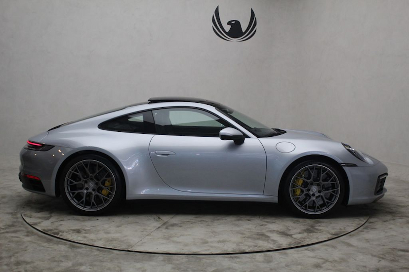 Foto do veículo PORSCHE  911 CARRERA S 2020 3.940 KM 859.000,00
