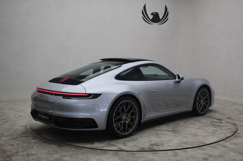 Foto do veículo PORSCHE  911 CARRERA S 2020 3.940 KM 859.000,00