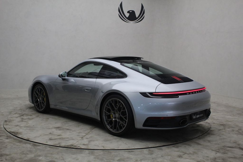 Foto do veículo PORSCHE  911 CARRERA S 2020 3.940 KM 859.000,00