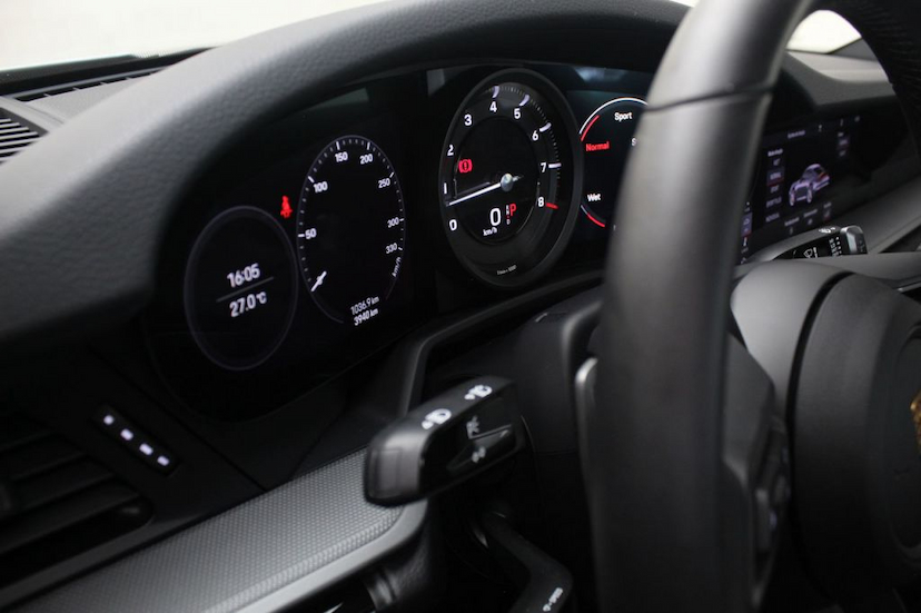 Foto do veículo PORSCHE  911 CARRERA S 2020 3.940 KM 859.000,00