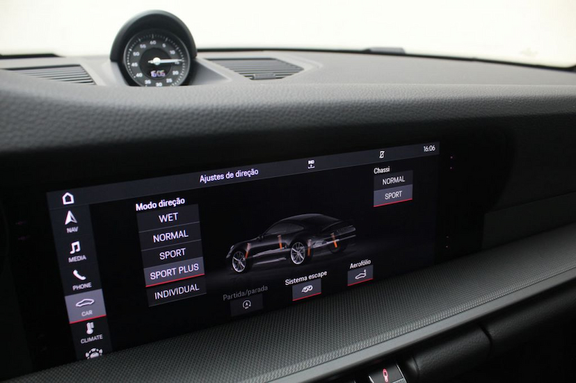 Foto do veículo PORSCHE  911 CARRERA S 2020 3.940 KM 859.000,00