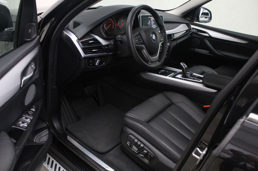 Foto do veículo BMW X5 X5 30D FULL 2016 41.790 KM 246.900,00