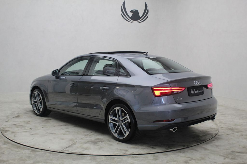 Foto do veículo AUDI  A3 SEDAN 2020 10.470 KM 169.000,00