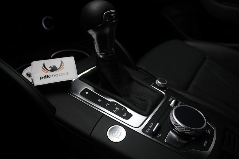 Foto do veículo AUDI  A3 SEDAN 2020 10.470 KM 169.000,00