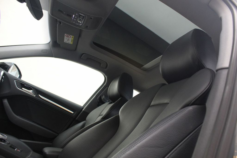 Foto do veículo AUDI  A3 SEDAN 2020 10.470 KM 169.000,00