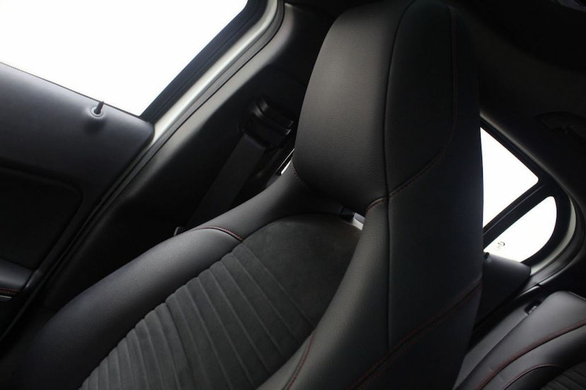 Foto do veículo MERCEDES-BENZ  GLC 43 AMG COUPE 2019 10.722 KM 409.000,00