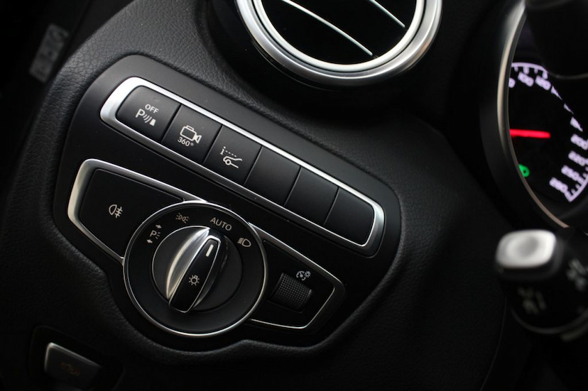 Foto do veículo MERCEDES-BENZ  GLC 43 AMG COUPE 2019 10.722 KM 409.000,00