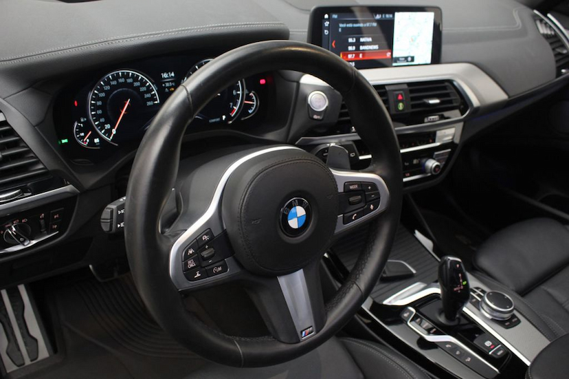 Foto do veículo BMW  X3 M40I 2018 12.650 KM 349.000,00
