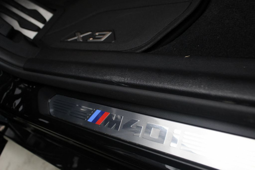 Foto do veículo BMW  X3 M40I 2018 12.650 KM 349.000,00