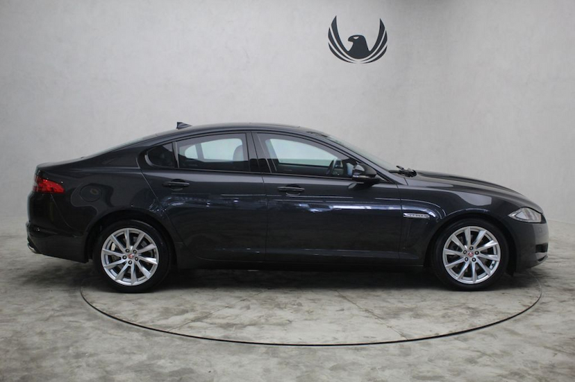 Foto do veículo JAGUAR  XF 2.0 LUXURY 2015 31.431 KM 119.000,00