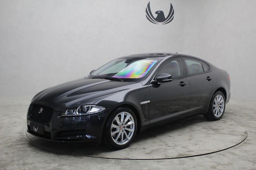 Foto do veículo JAGUAR  XF 2.0 LUXURY 2015 31.431 KM 119.000,00