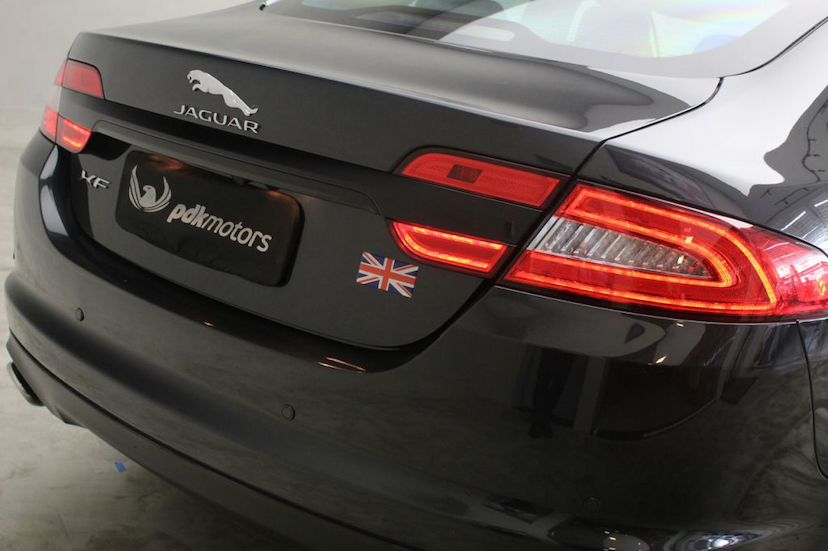 Foto do veículo JAGUAR  XF 2.0 LUXURY 2015 31.431 KM 119.000,00