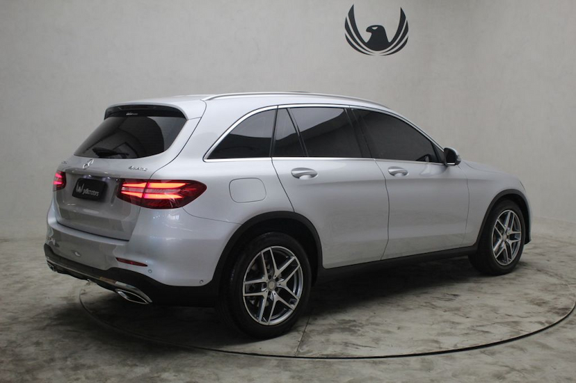 Foto do veículo MERCEDES-BENZ  GLC 250 2016 33.865 KM 179.000,00