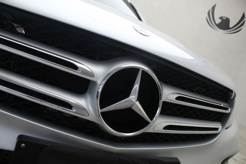Foto do veículo MERCEDES-BENZ  GLC 250 2016 33.865 KM 179.000,00