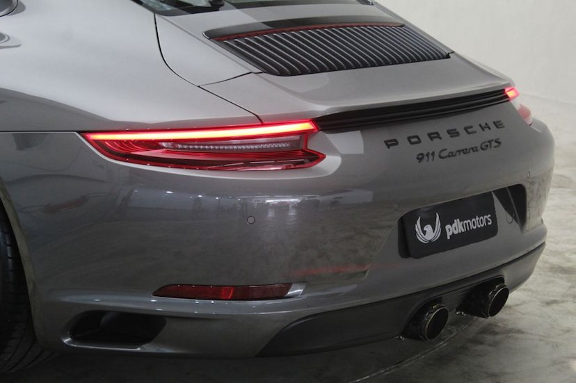 Foto do veículo PORSCHE  911 CARRERA GTS 2018 11.432 KM 689.000,00
