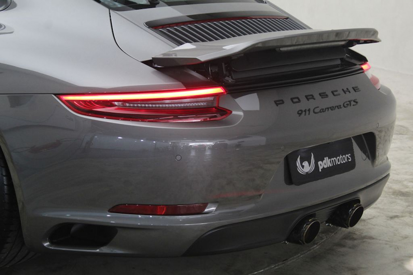 Foto do veículo PORSCHE  911 CARRERA GTS 2018 11.432 KM 689.000,00