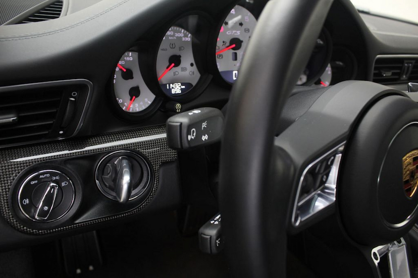 Foto do veículo PORSCHE  911 CARRERA GTS 2018 11.432 KM 689.000,00