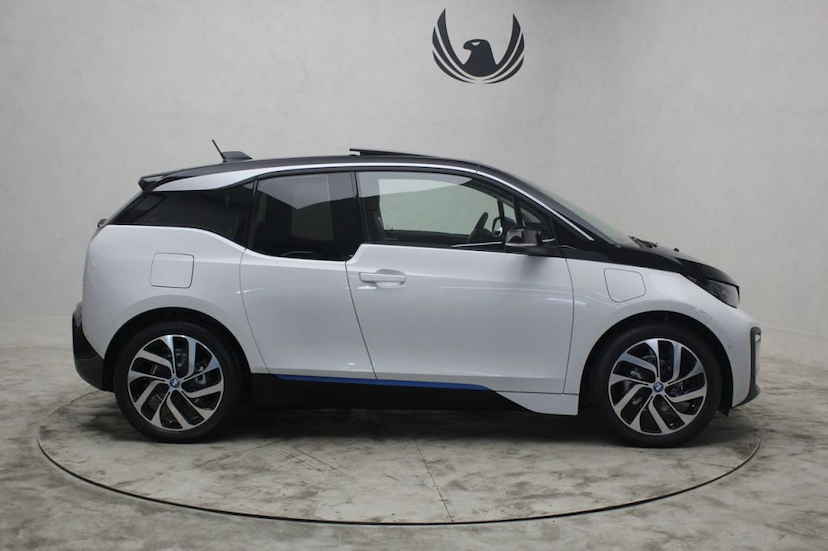 Foto do veículo BMW  I3 LCI FULL REX 2020 48 KM 260.000,00