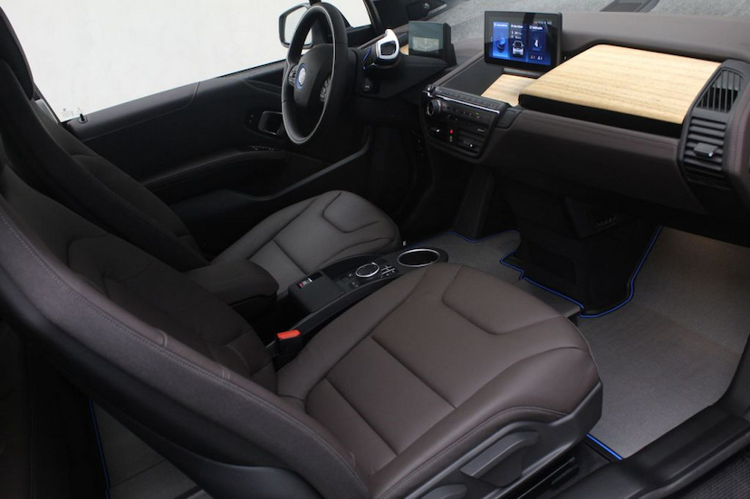 Foto do veículo BMW  I3 LCI FULL REX 2020 48 KM 260.000,00