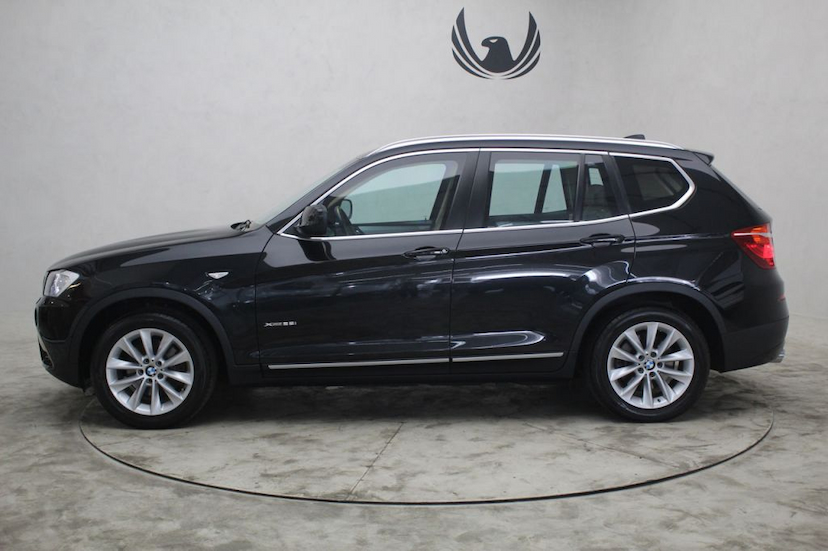 Foto do veículo BMW  X3 28I X-DRIVE 2014 56.500 KM 105.000,00