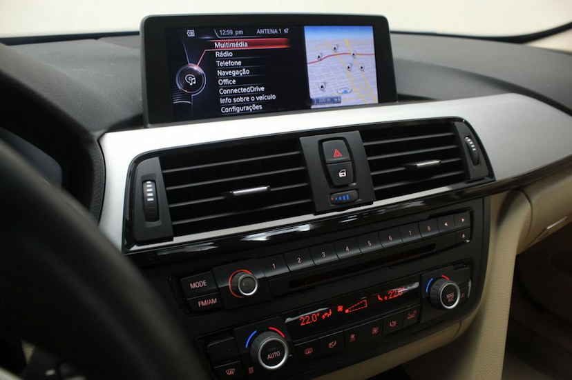Foto do veículo BMW  328I GP 2014 72.600 KM 105.000,00