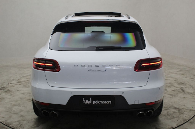 Foto do veículo PORSCHE  MACAN S 2018 26.900 KM 369.000,00