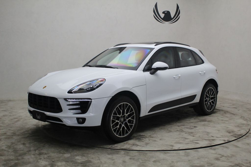 Foto do veículo PORSCHE  MACAN S 2018 26.900 KM 369.000,00