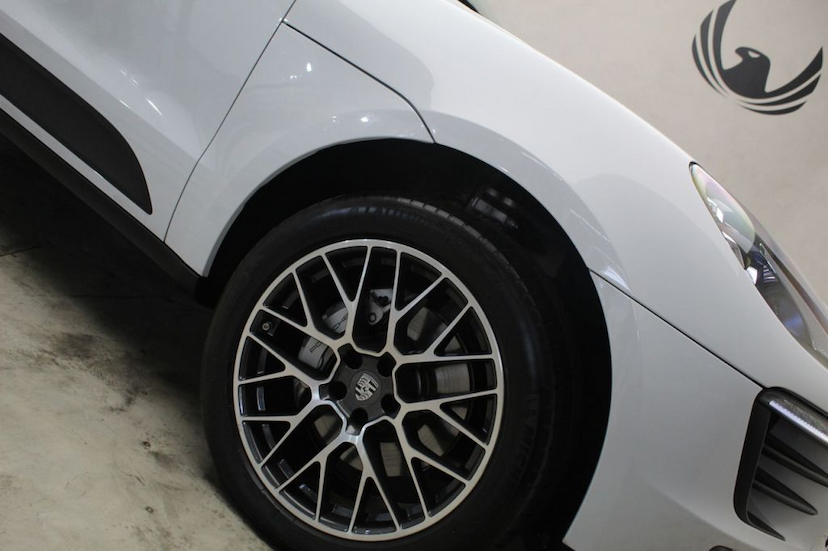 Foto do veículo PORSCHE  MACAN S 2018 26.900 KM 369.000,00