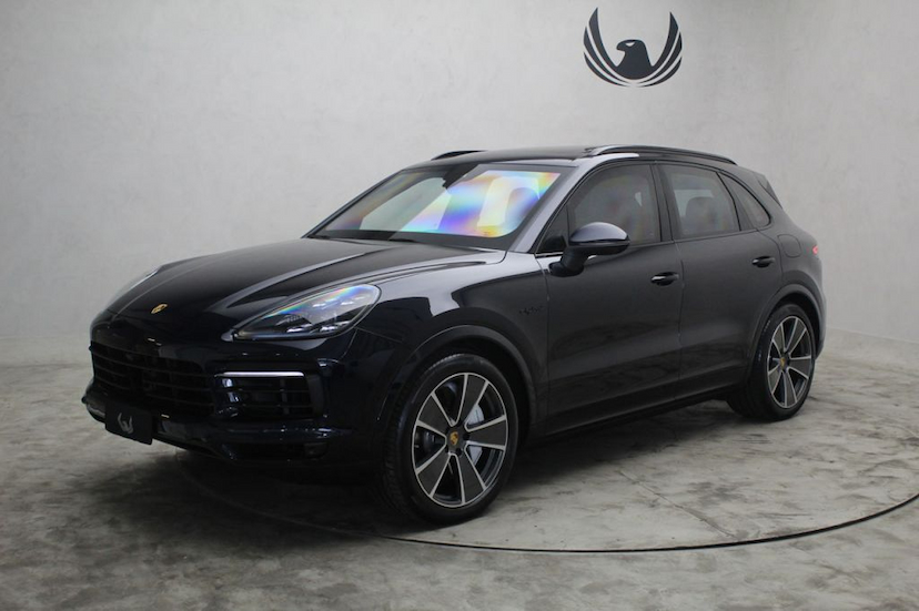 Foto do veículo PORSCHE CAYENNE CAYENNE E-HYBRID 2020 3.805 KM 679.000,00