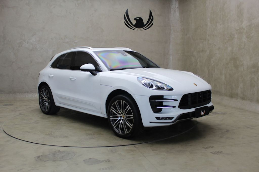 Foto do veículo PORSCHE  MACAN TURBO 2015 29.500 KM 315.000,00