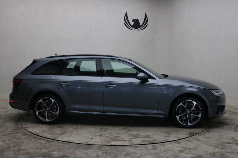 Foto do veículo AUDI A4 AVANT A4 AVANT PRESTIGE PLUS 2019 14.350 KM 179.000,00