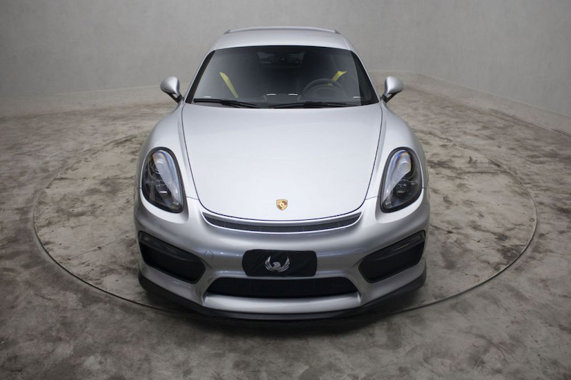 Foto do veículo PORSCHE  CAYMAN GT4 2016 7.300 KM 639.000,00