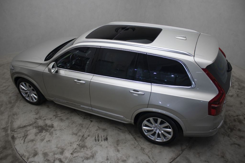 Foto do veículo VOLVO  XC90 T6 INSCRIPTION 7L 2016 72.810 KM 199.000,00