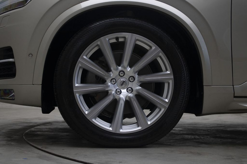 Foto do veículo VOLVO  XC90 T6 INSCRIPTION 7L 2016 72.810 KM 199.000,00