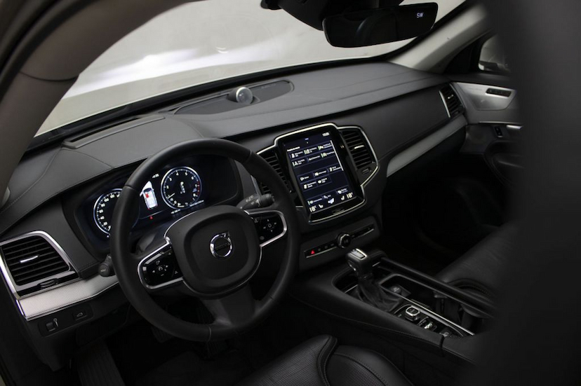 Foto do veículo VOLVO  XC90 T6 INSCRIPTION 7L 2016 72.810 KM 199.000,00